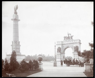 View of a horsedrawn carriage at an entrance to Prospect Park, Brooklyn, 1903 by Byron Company